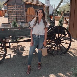 Meet your Posher, Taylor